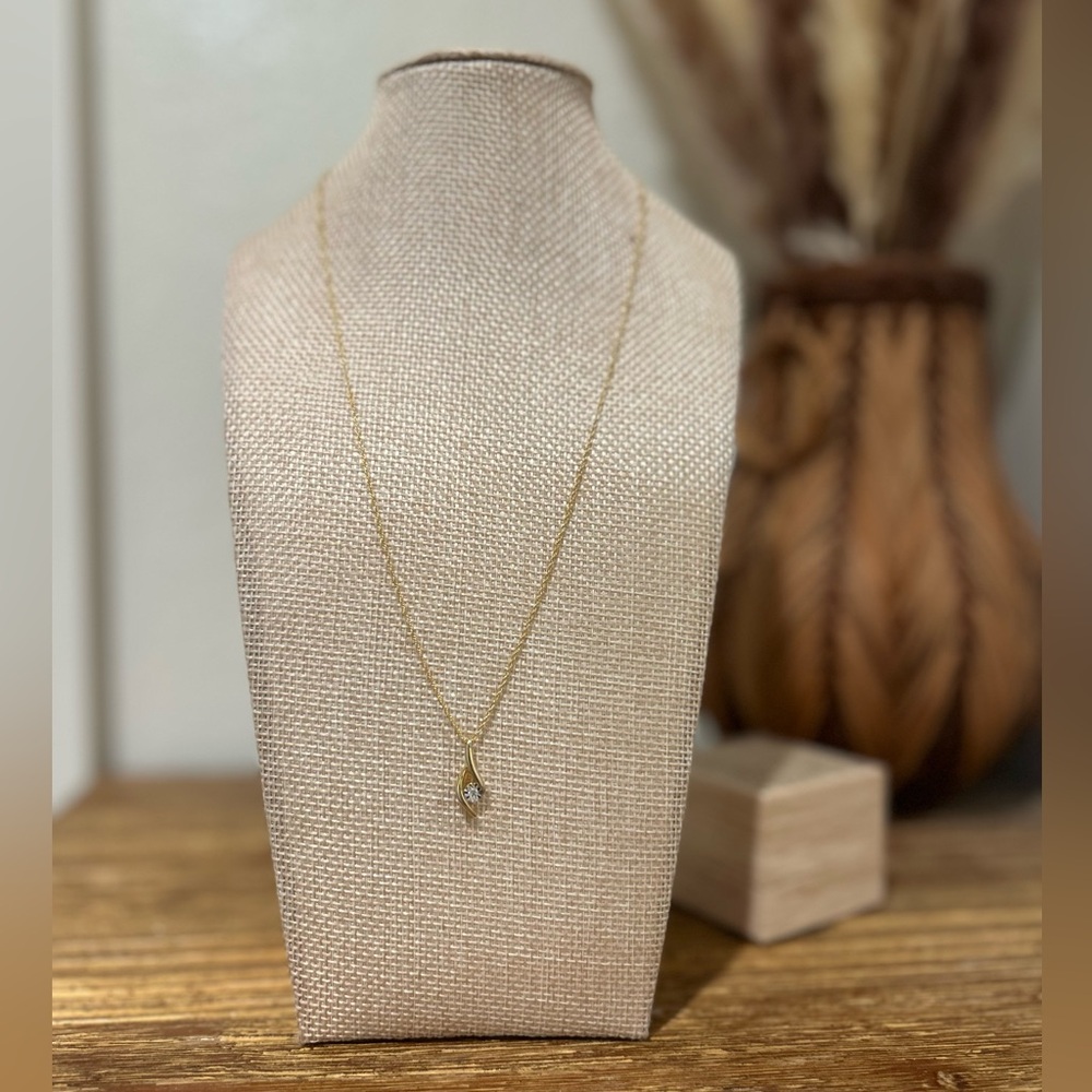 925 Sterling Silver Gold Plated Genuine Natural Diamond Accent Pendant Necklace